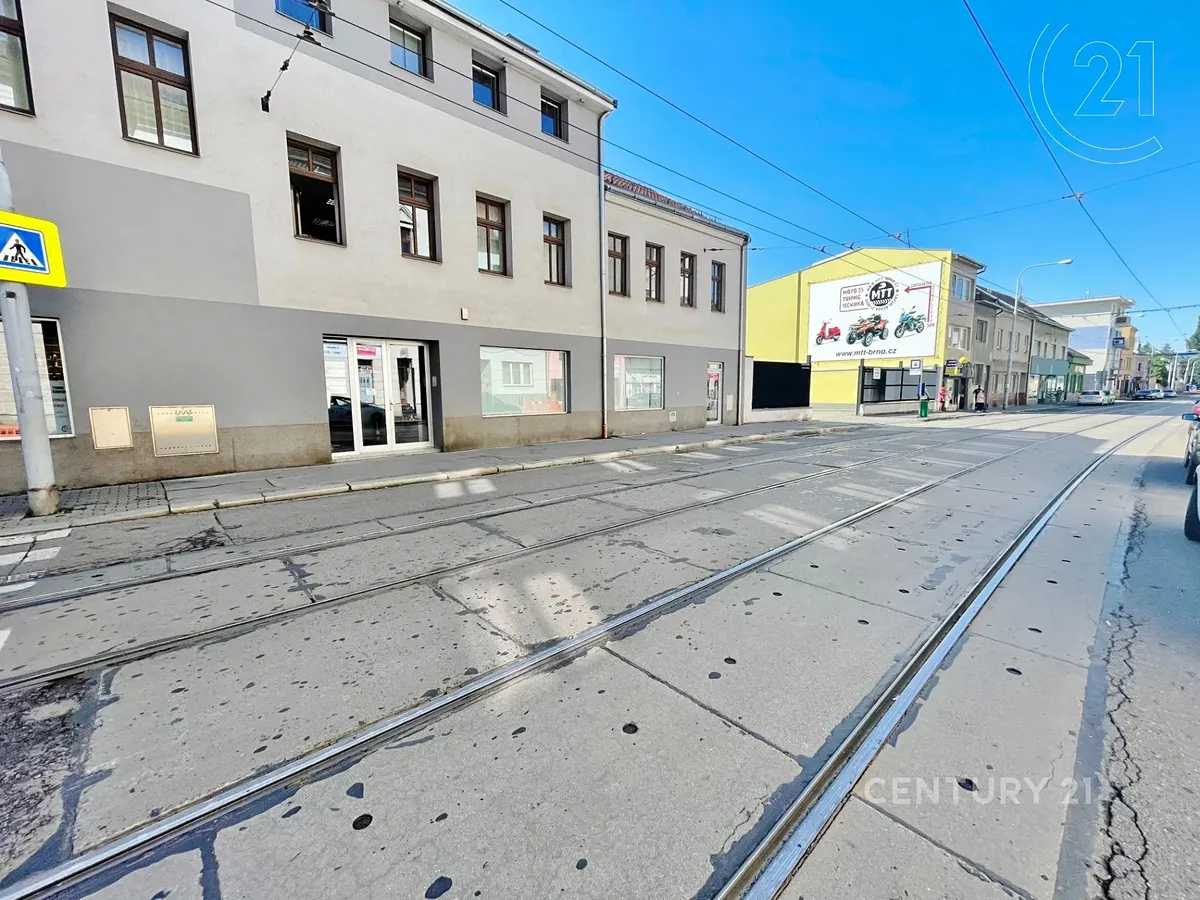 Pronájem kanceláře 72 m²